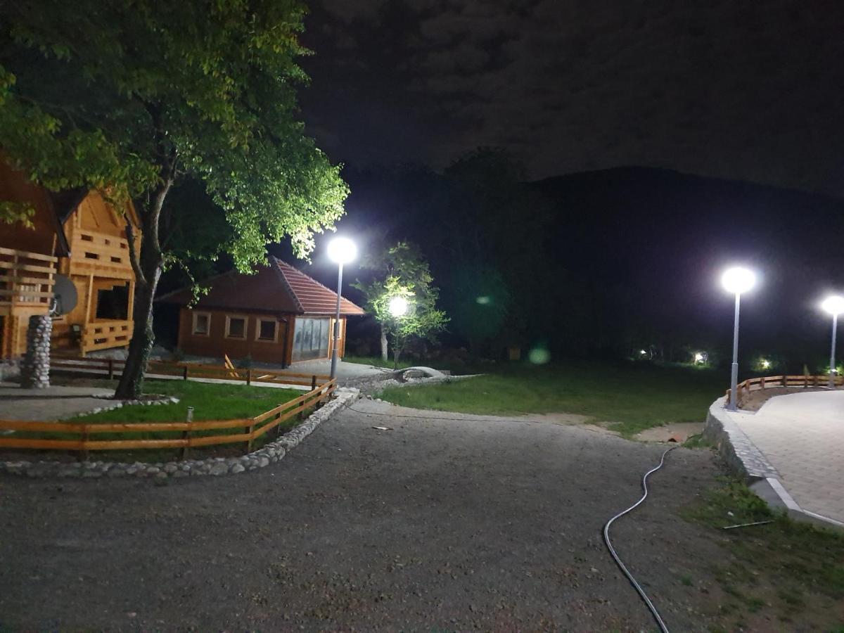 Vodopad Lisine Bed & Breakfast Strmosten Exterior photo